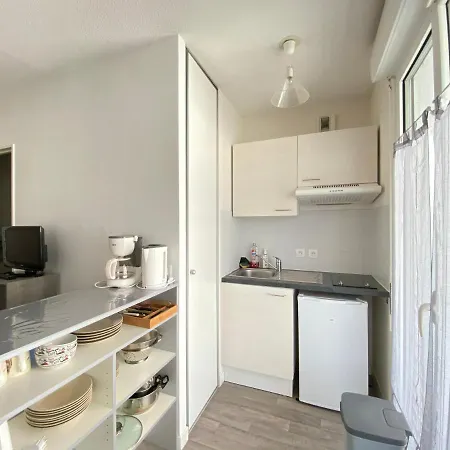 Joli Avec Terrasse Pres Du Vieux-port شقة *